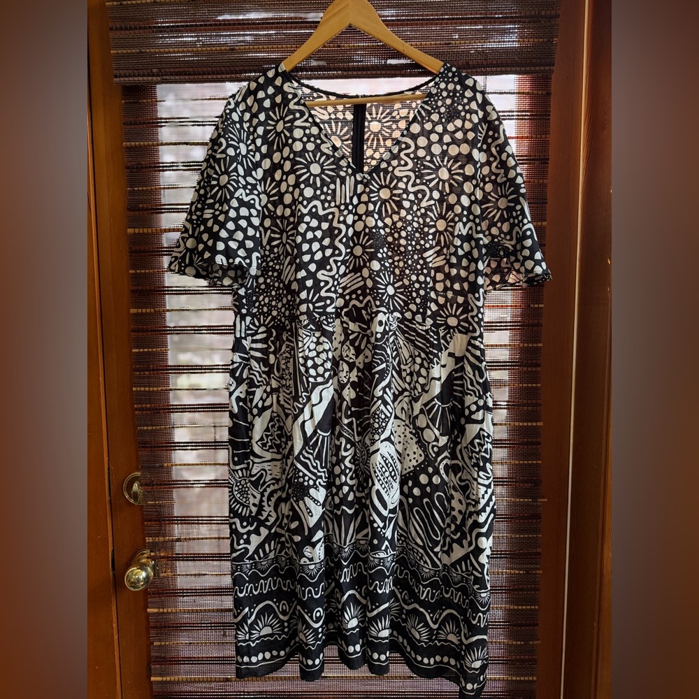 Aussie Brand Gorman Black and White Patterned Dress